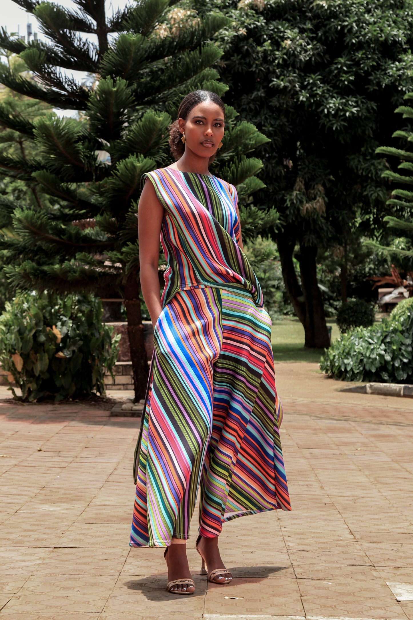 our BILANGI two piece set