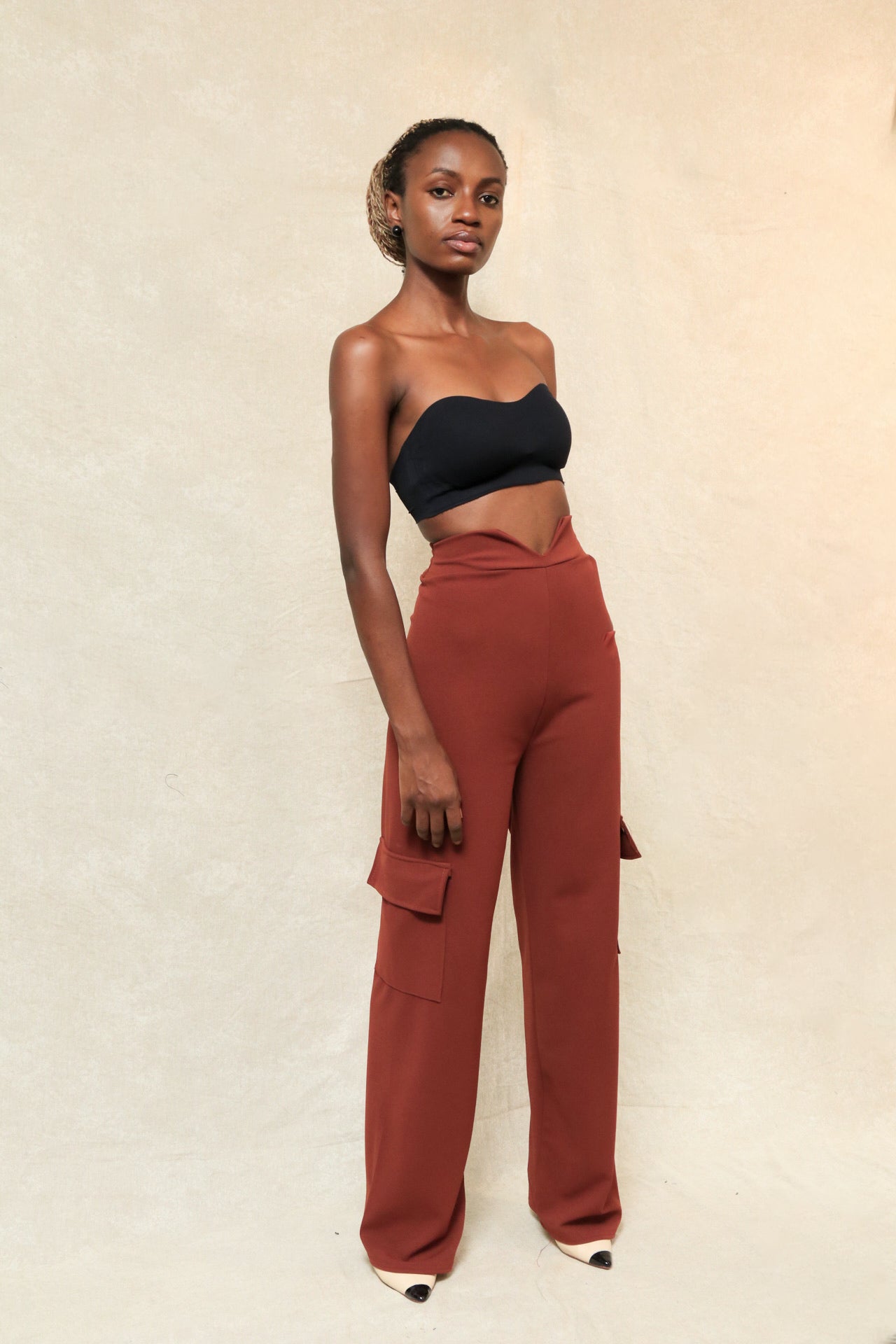 Earth tone cargo pintuck pants